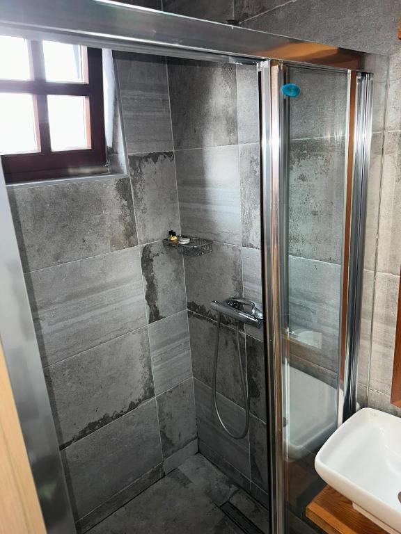Apartments Prizreni エクステリア 写真