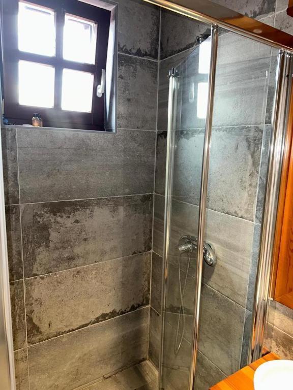 Apartments Prizreni エクステリア 写真